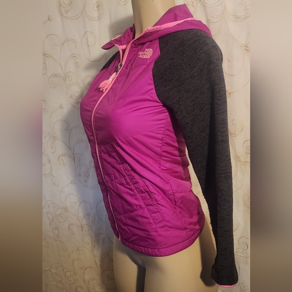 North face girls jacket sz youth M nwot. CLBBR - Picture 4 of 7